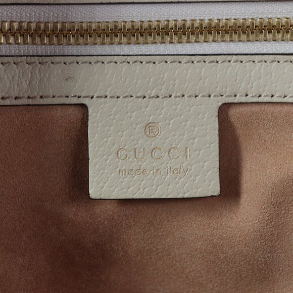 Gucci GG Supreme Canvas Le Pomme Apple Heart Backpack main image 16